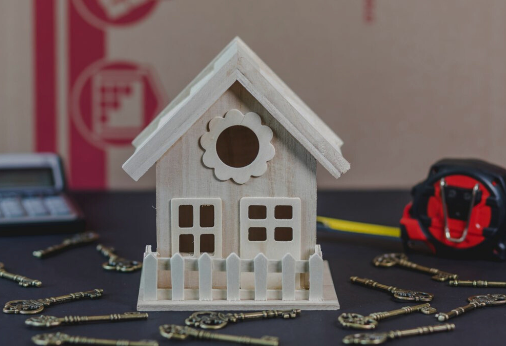 hiška, ki predstavlja varnost doma